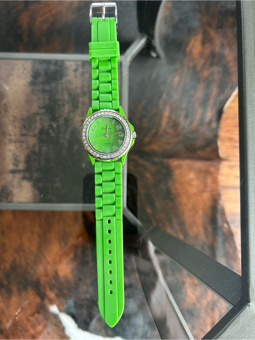 Watch - Picture 2 of 4